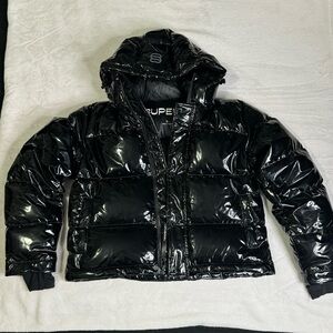 Aritzia Super Puff Shorty Black Lacquer